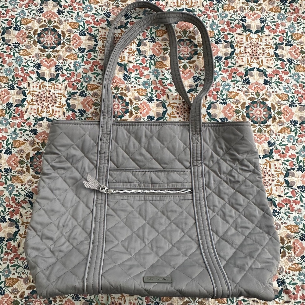 Vera Bradley Vera Tote Tranquil Gray
